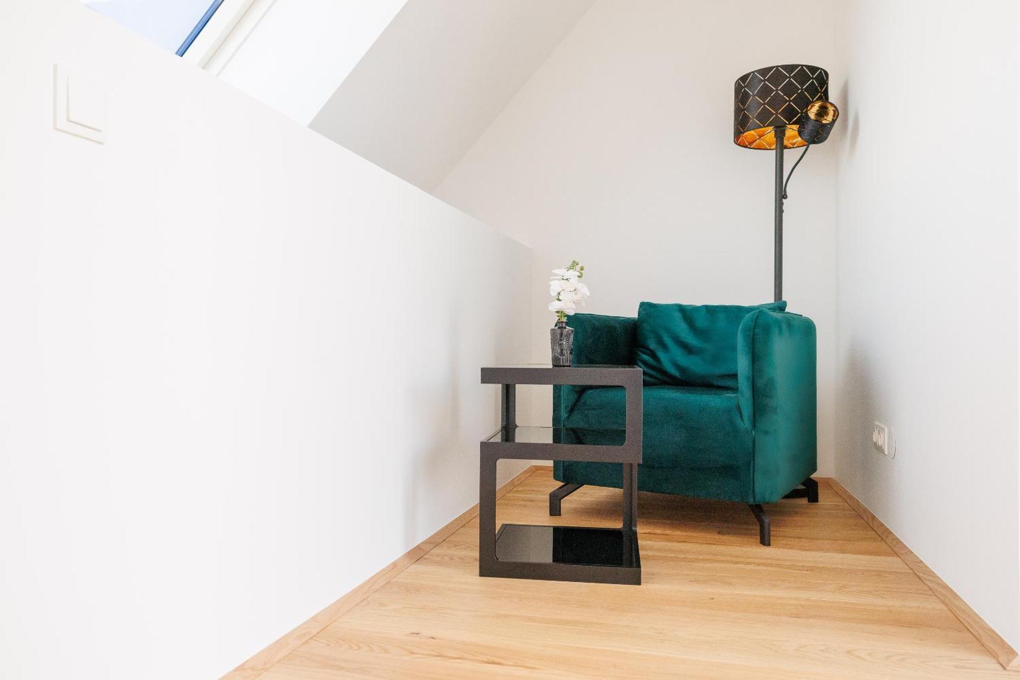 Symphony Apartments 42 - Modern Loft With Terrace And Grill In Central Location Viena Exterior foto